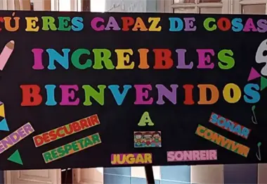 Ideas de periódico mural de bienvenida para el regreso a clases del ciclo escolar 2025-2026
