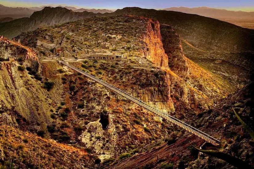 Puente colgante de Durango. Foto: Visit México