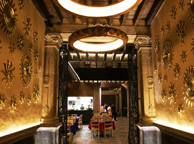 Excelentes restaurantes para comer en el Centro Histórico CDMX Prueba platillos tradicionales en este local. Foto: Cortesía