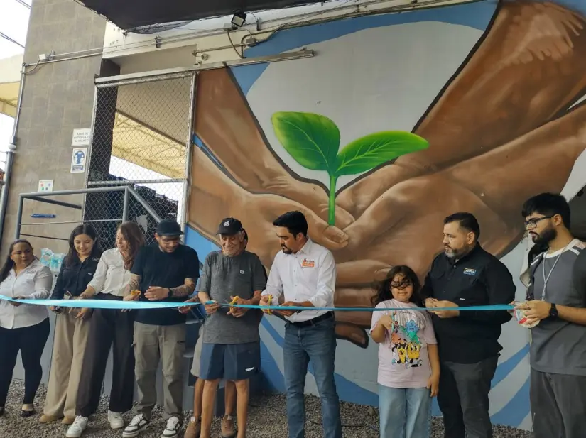 Un mensaje de unión y valores florece en el Banco de Alimentos de Culiacán con el mural creado gracias al proyecto Vamos Pintando y Suma. Foto: Juan Madrigal