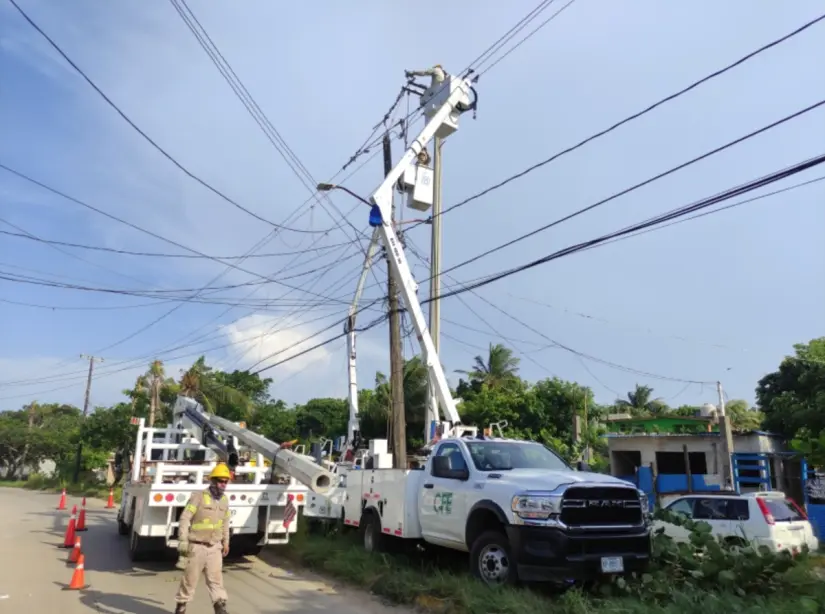 Cortes de energía en calles de Reynosa, Tamaulipas. Foto: cortesía Cortes de energía en calles de Reynosa, Tamaulipas. Foto: cortesía.