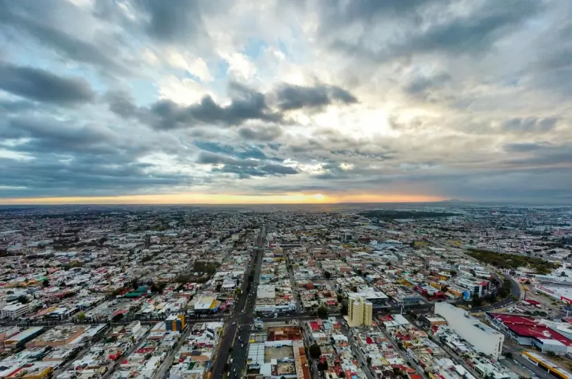 Cielos nublados y ambiente fresco persistirán en Aguascalientes. Foto: Leo Montañez (Facebook)