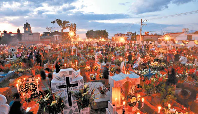 Panteón de San Andrés Mixquic en Ciudad de México. Foto: Cortesía. Panteón de San Andrés Mixquic en Ciudad de México. Foto: Cortesía.