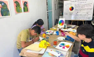 Yajaira Santiago pone el verano artístico de Villa Juárez fomentando cultura