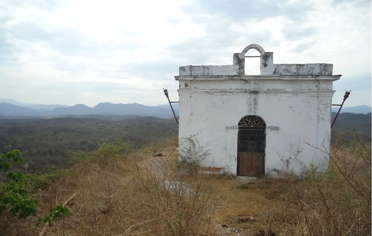 Capilla del Diablo en San Ignacio, donde descansan los restos de Bernardo Escobosa.