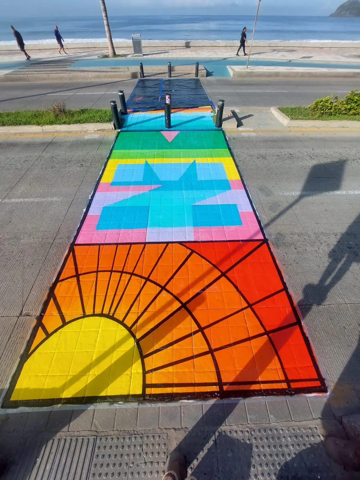 Realiza IMJU pases peatonales en avenida Del Mar, con apoyo de artistas locales Realiza IMJU pases peatonales en avenida Del Mar, con apoyo de artistas locales