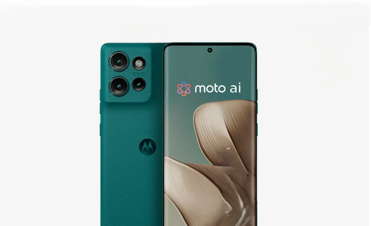 Motorola con diseño con acabado de cuero vegano. Foto: Cortesía