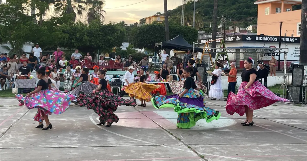 La danza folclórica uniendo corazones y fortaleciendo a la comunidad de Urías en Mazatlán