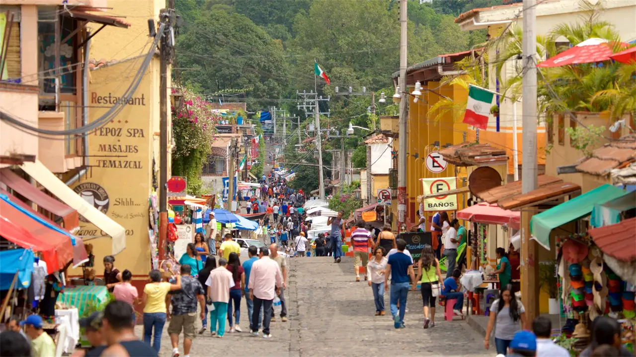 Estos son los mejores lugares que puedes explorar en Tepoztlán. Foto: Expedia.