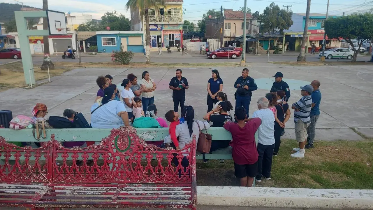 Redes vecinales trabajando por una cultura de paz en Urías