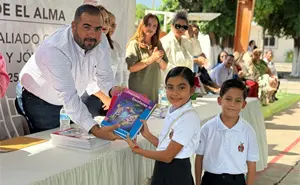 “Cada niño merece soñar en grande”: San Ignacio arranca clases con visión al futuro