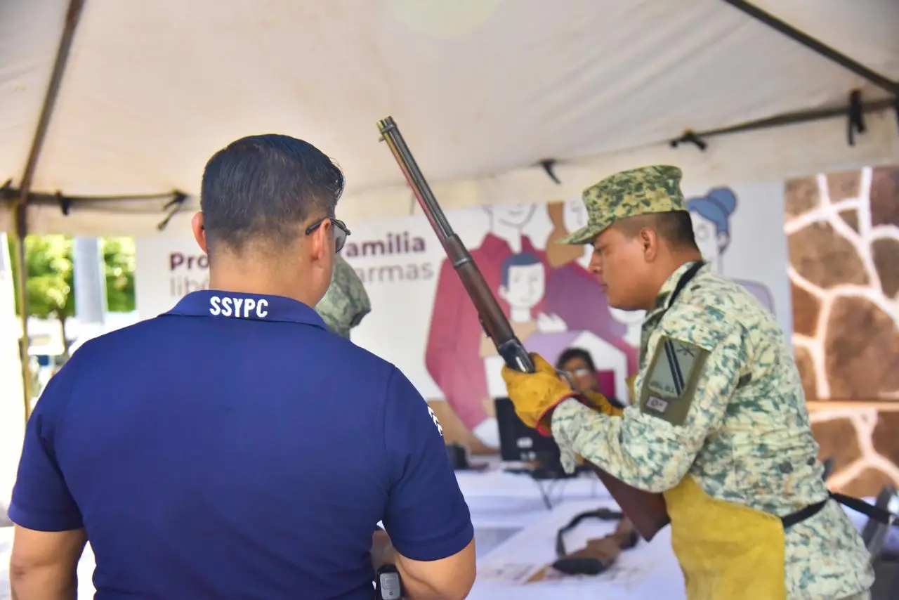 Retiran 57 armas de circulación en Campaña de Desarme en Ahome.