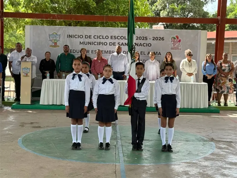 Arranque ciclo escolar 2025-2026 en San Ignacio, Sinaloa.
