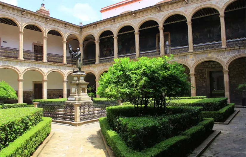 Colegio de San Nicolás en Morelia. Foto: cortesía.