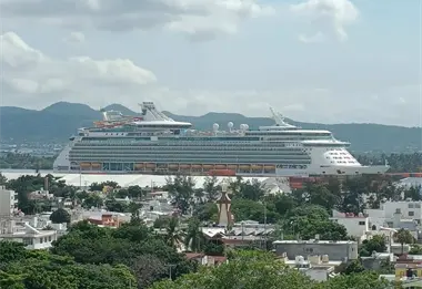 Arriba a Mazatlán el crucero Navigator of the Seas: el primero de cinco en septiembre