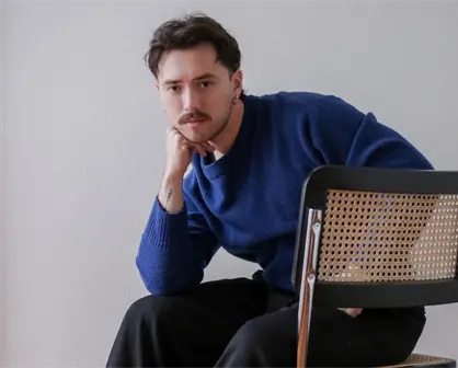 Alejandro Castañeda: El artista de Tierra Blanca que transforma objetos y memorias en Culiacán