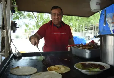 ¿Cuánto se gana vendiendo comida en la calle en México?