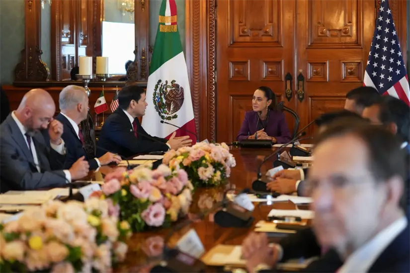 México y Estados Unidos refuerzan cooperación contra el narcotráfico con grupo de trabajo bilateral Sheinbaum recibió a Marco Rubio en Palacio Nacional. Foto: Presidencia