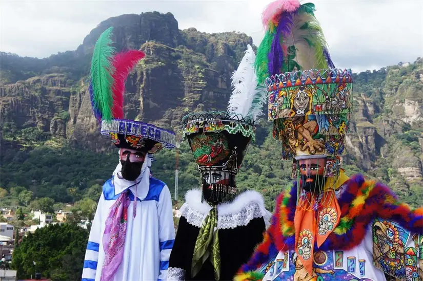 Dentro de las fiestas se encuentra la tradicional danza Chinelos. Foto: cortesía.