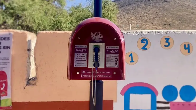 Conoce cuáles son los pasos para solicitar una cabina telefónica de la CFE. Foto: Mediotiempo.