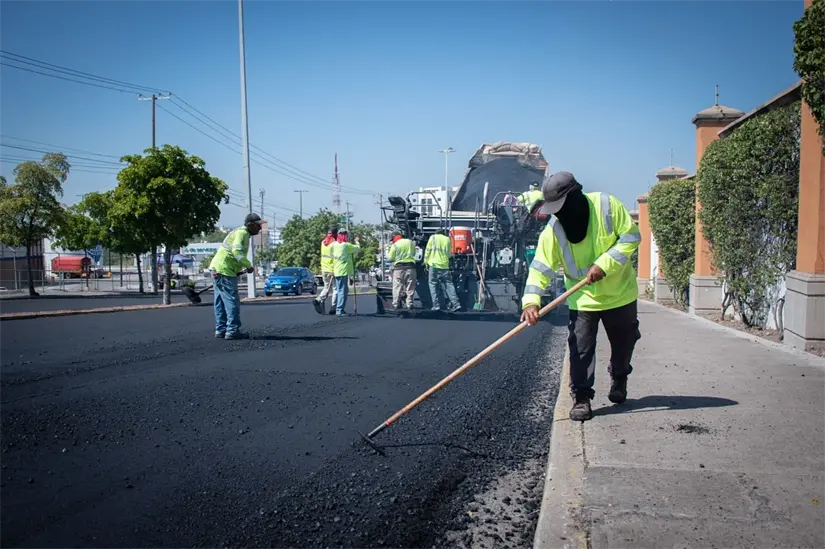 Trabajos de reencarpetado en la ciudad. Foto: Cortesía.