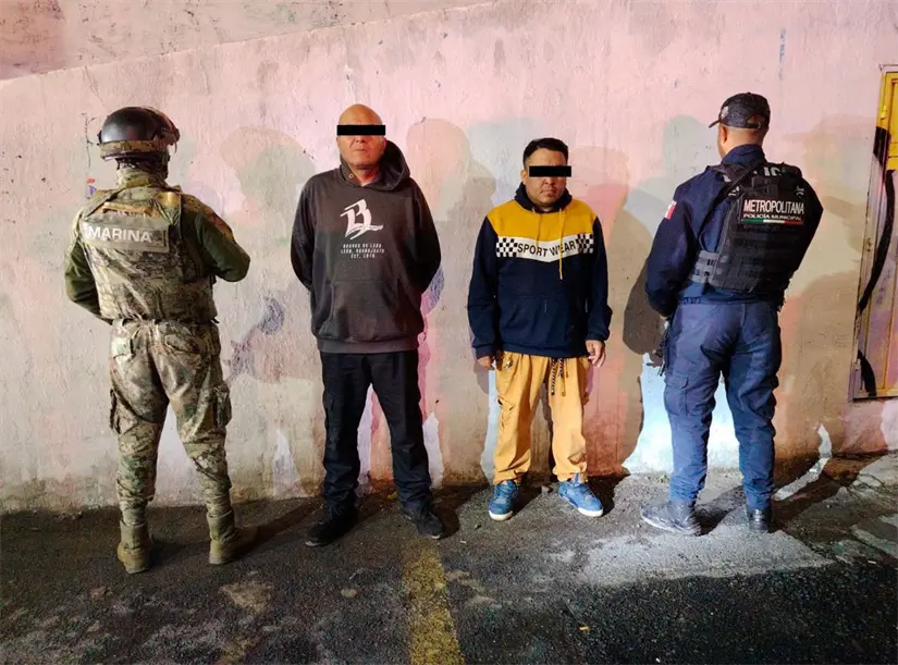 Operativo policial en Ecatepec asegura armas, drogas y dinero de La Chokiza Operativo policial en Ecatepec asegura armas, drogas y dinero de La Chokiza