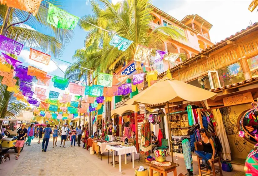 Recorre las calles de Sayulita y disfruta de su gastronomía. Foto: cortesía.