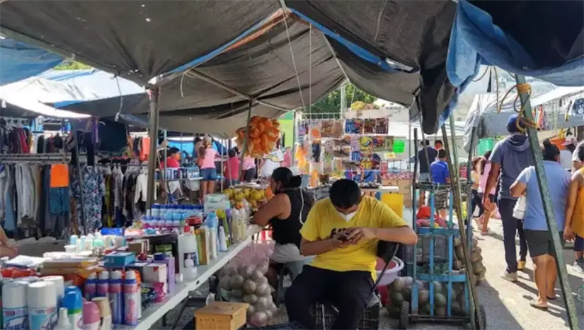 En el Tianguis de Sa Roque encontraras una gran variedad de productos. Foto: cortesía En el Tianguis de Sa Roque encontraras una gran variedad de productos. Foto: cortesía.