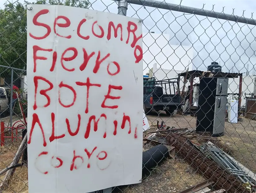 Ahí en una de las avenidas principales de Alturas del Sur, se encuentra el negocio de José Luis.