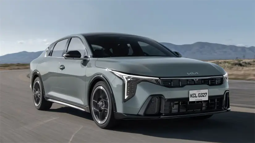 ?Características del K4 Hatchback 2026 Conoce todo sobre el K4 2026. Foto: KIA
