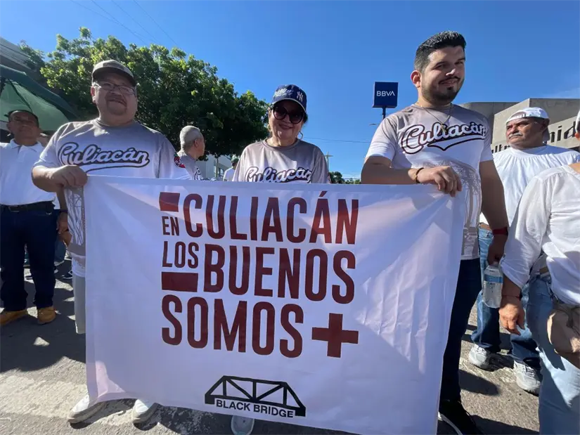 Consignas demandando paz fue la premisa en toda la marcha