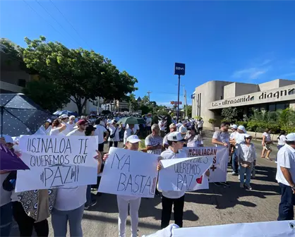 Rubén Rocha Moya felicita a ciudadanos por marcha pacífica en Sinaloa