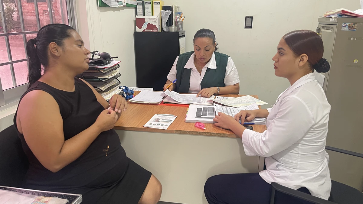 En la unidad de salud IMSS Bienestar de Urías se brinda atención médica gratuita a la comunidad