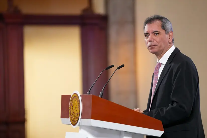 Edgar Amador Zamora , secretario de Hacienda y Crédito Público