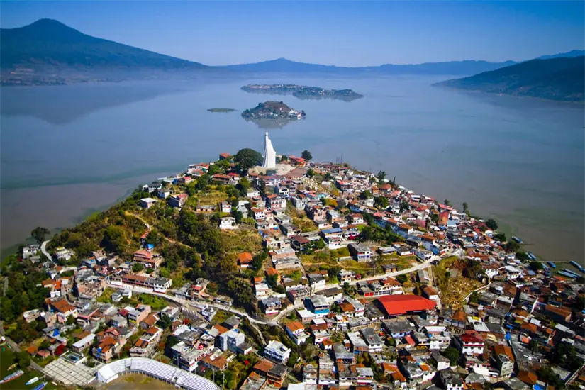 Viaja a el Pueblo Mágico de Pátzcuaro. Foto: Expedia. Viaja a el Pueblo Mágico de Pátzcuaro. Foto: Expedia.