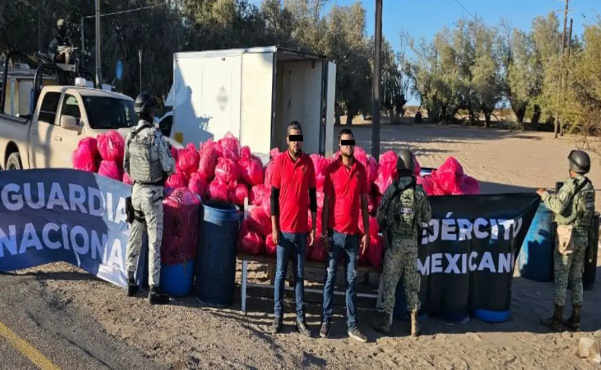 El conductor del vehículo y su acompañante fueron detenidos. Foto: SSPC