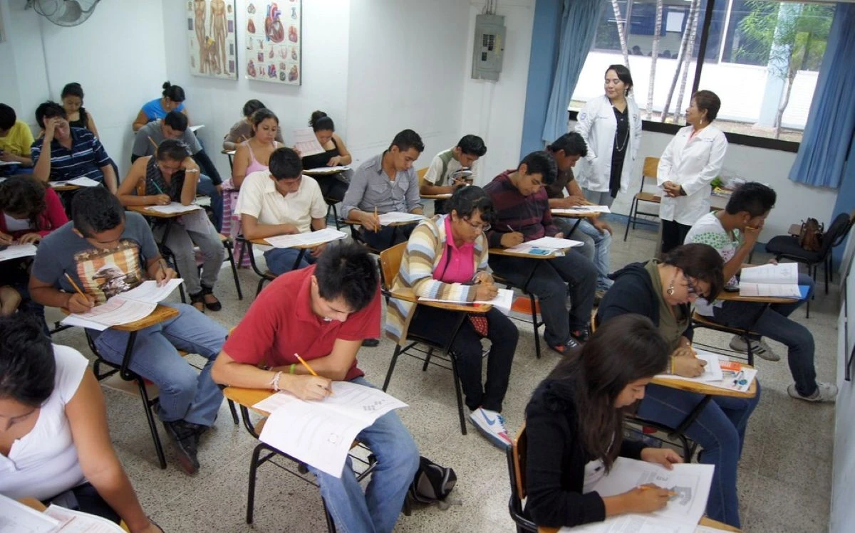 Convocatoria para becas de FIBEIPES en Aguascalientes. Foto: Cortesía