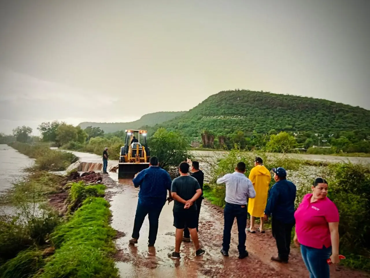 Las lluvias de este jueves dejaron severas afectaciones en San Miguel y El Guayabo viviendas.