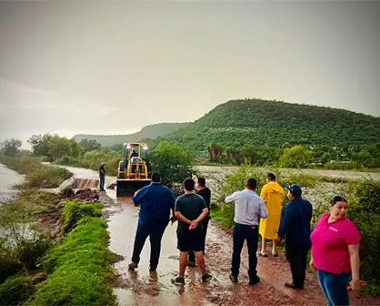 Familias afectadas por lluvias en San Miguel, Ahome reciben cobijas y alimentos