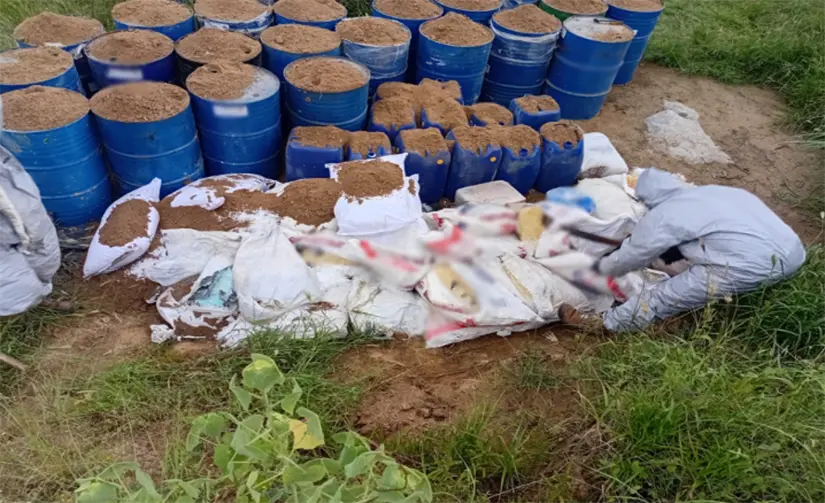 En Sinaloa aseguran más de 8 mil litros de sustancias químicas con valor de 185 millones de pesos Más de 8 mil litros de sustancias químicas fueron asegurados en estas acciones. Foto: SSPC