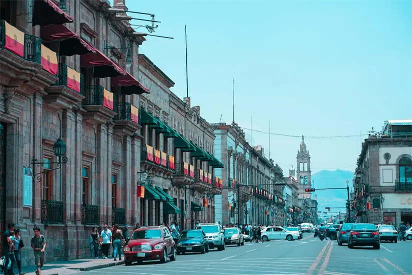 Disfruta de la rica gastronomía de Michoacán. Foto: Unsplash. 