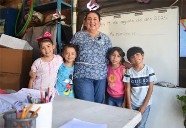 Maestra de corazón: Iris Atienzo convierte su casa en escuelita para transformar vidas en Culiacán