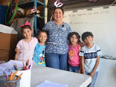 Maestra de corazón: Iris Atienzo convierte su casa en escuelita para transformar vidas en Culiacán