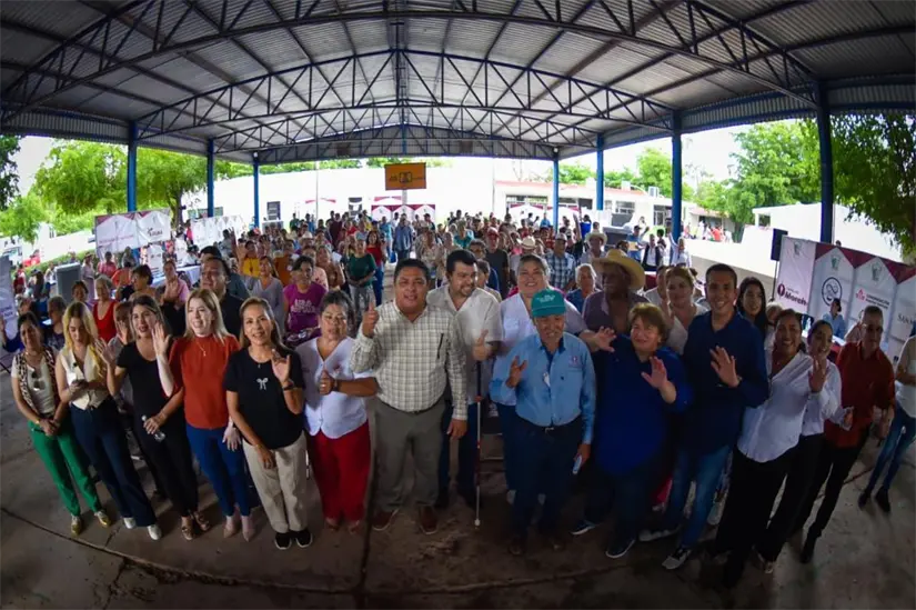 Llega caravana del bienestar a familias de Olas Altas. Foto: Cortesía.