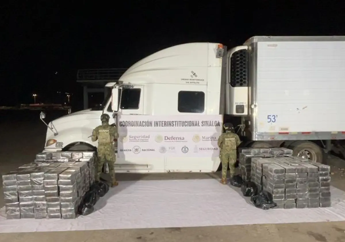 Marina y Fuerzas Federales decomisan droga valuada en 426 millones en Mazatlán.