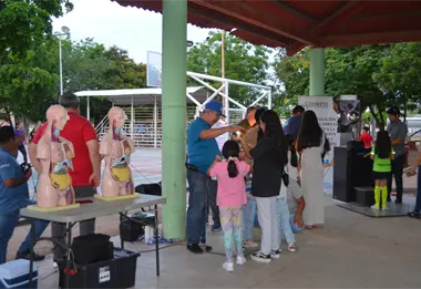 ¡Diversión para todos! Ciencia y alegría invaden el parque 21 de Marzo en Culiacán