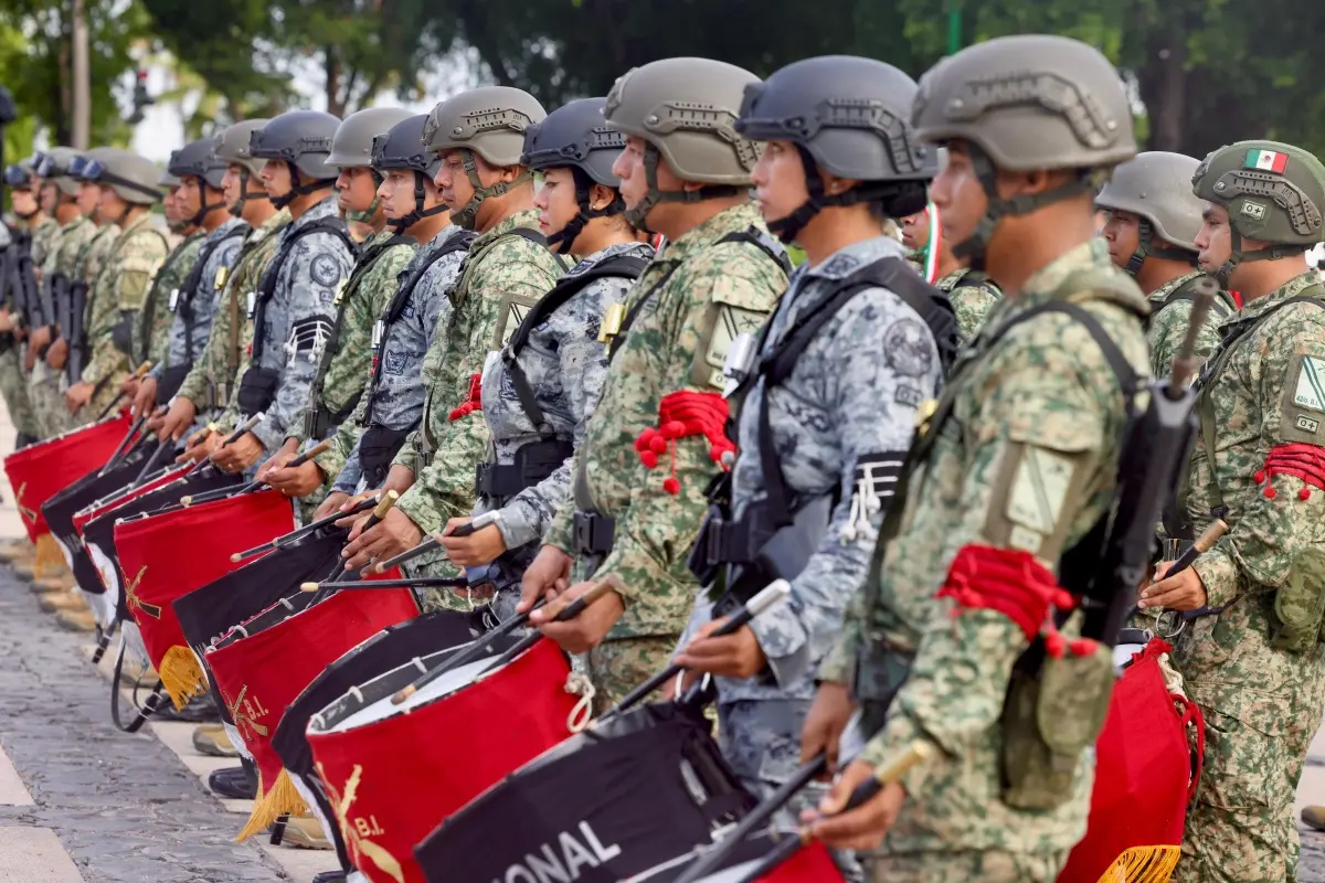 Cerca de mil elementos militares participan en el desfile. Foto: Cortesía