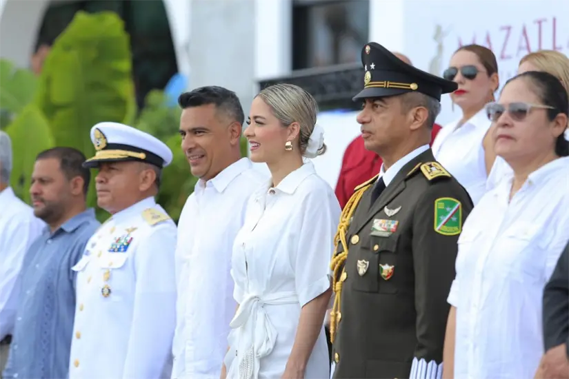 Estrella Palacios durante el desfile cívico-militar. Foto: Cortesía