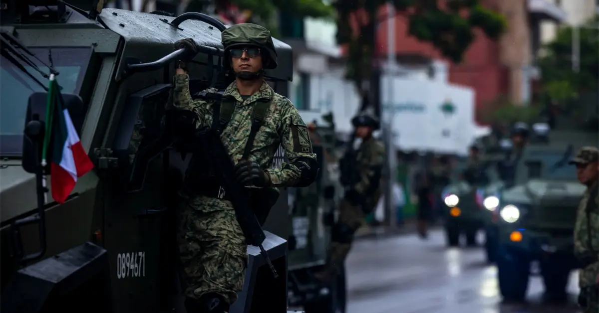 En Culiacán conmemoran 215 años de la Independencia de México con desfile militar