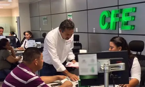 Conoce como realizar el cambio del titular del recibo de luz. Foto: Cortesía.